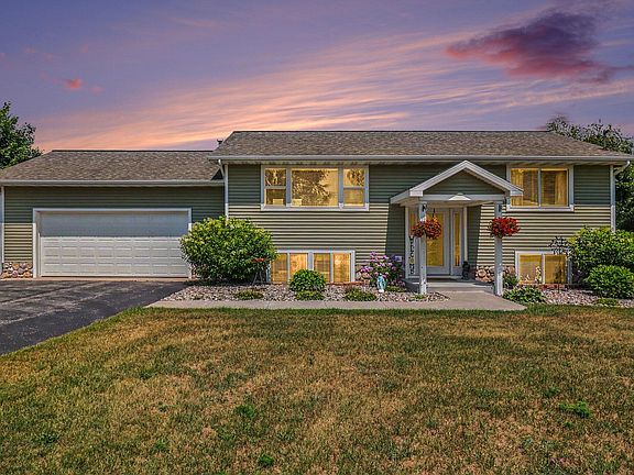 3rd image of 5832 Potter Rd
