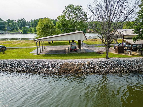 4th image of 497 Cooter Ln