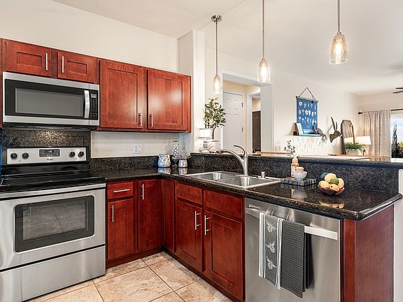 2nd image of 73-1114 Nuuanu Pl #L103