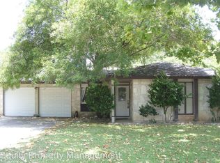 5838 Cliffmont Dr, San Antonio, TX 78250