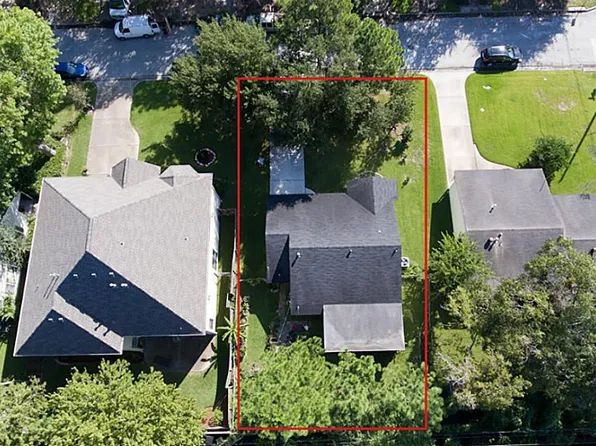 548 Lupin St, Bellaire, TX 77401