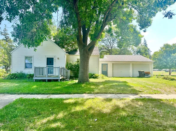 510 Elm St, Bricelyn, MN 56014