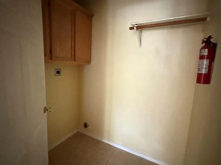 2907 Whisper Oaks Ln #D — Photo 12