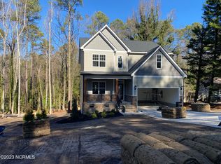 908 Sunset Dr, Carthage, NC 28327