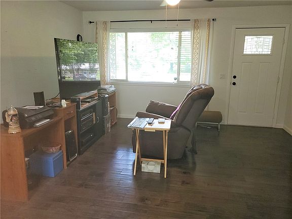5th image of 1185 Lake Sequoyah Dr