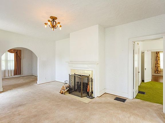 3rd image of 1023 Delmas Ave