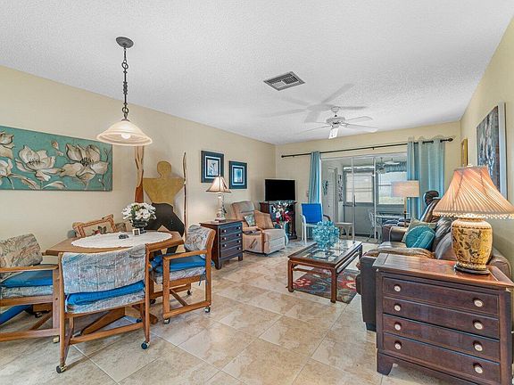 4th image of 2536 Emory Drive E #E