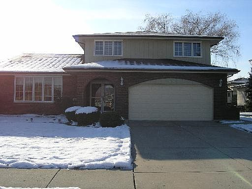 1st image of 13027 Woodland Dr