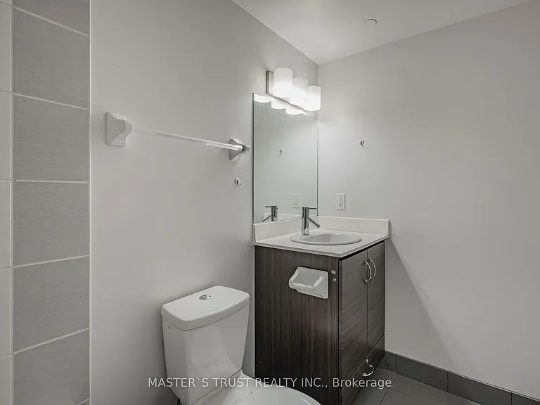 5168 Yonge St #217 — Photo 15