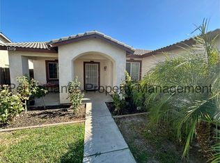 1319 Berkshire Rd, Bakersfield, CA 93307