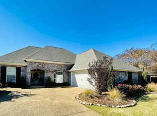 237 Lighthouse Ln, Brandon, MS 39047