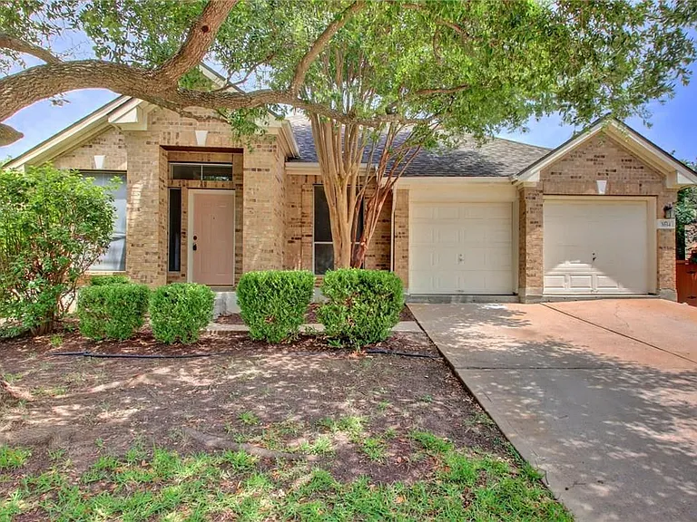 3614 Birdhouse Dr — Photo 1