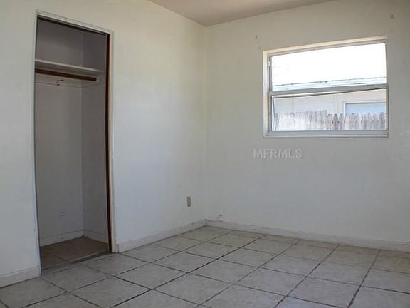 5th image of 2700 40th Ave N