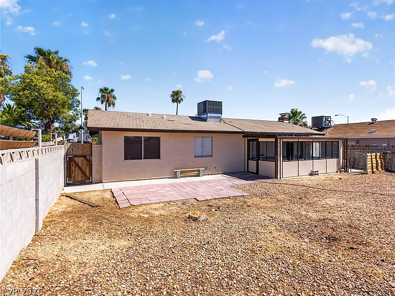 6417 Placer Dr — Photo 20