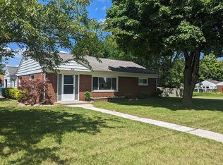 826 Sanwood Dr, Battle Creek, MI 49015