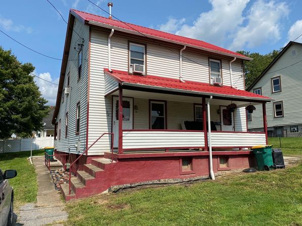 22 Ring St