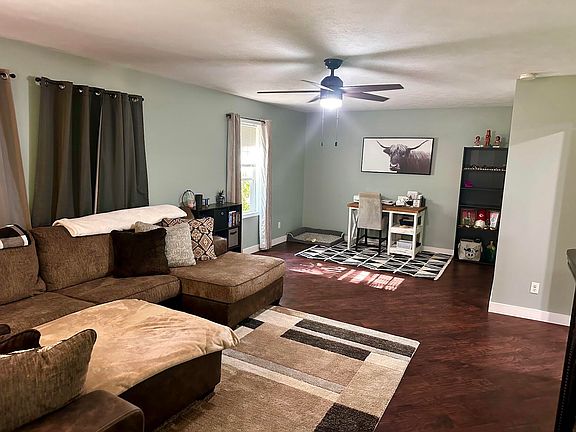 3rd image of 198 Orlando Road