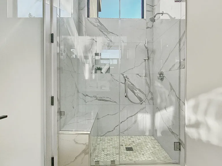 10 Notre Dame Pl — Photo 17