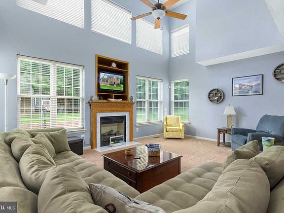 4th image of 5050 Barrington Ln