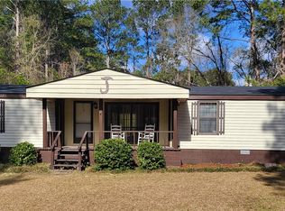 187 Meadowood Ln, Guyton, GA 31312