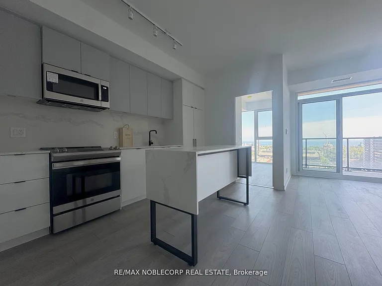 285 Dufferin St #1019 — Photo 5