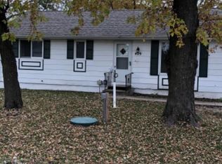409 W 1st St, Bouton, IA 50039