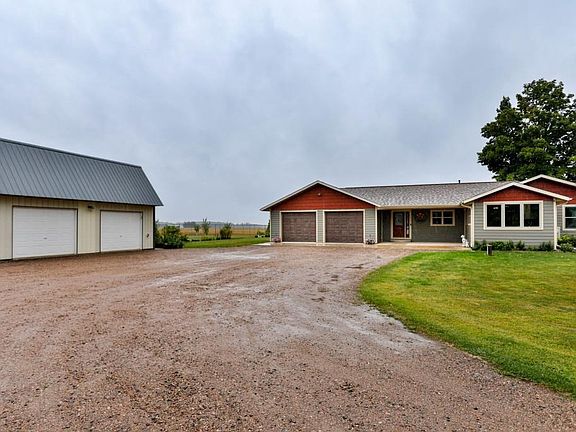 3rd image of W10009 COUNTY ROAD B