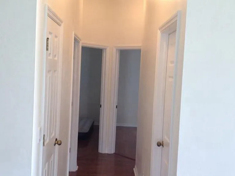 5135 Baron St — Photo 10