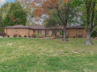 8976 Deep Forest Ln, Dayton, OH 45458