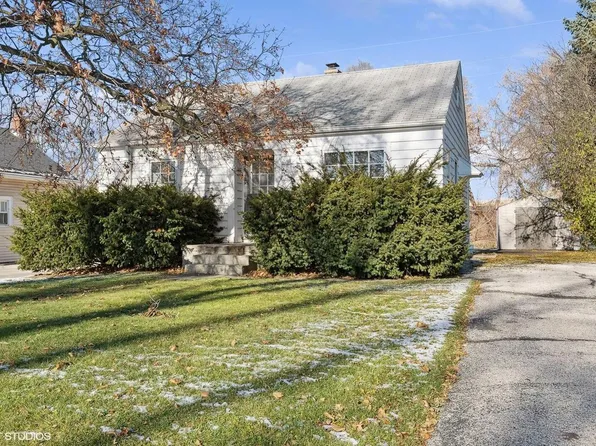 10602 West Manor Park DRIVE, West Allis, WI 53227