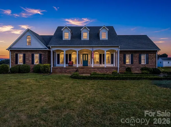 110 Warlick Rd, Lawndale, NC 28090
