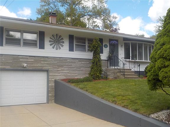 2nd image of 72 Wayne Rd