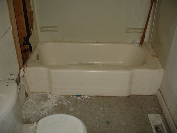 4th image of 6934 Walrond Ave