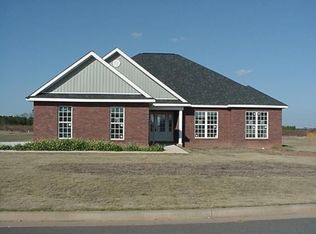 104 Brandon Way, Byron, GA 31008