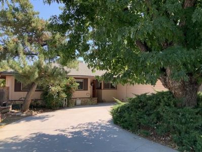 223 Wildrose Ln, Bishop, CA, 93514