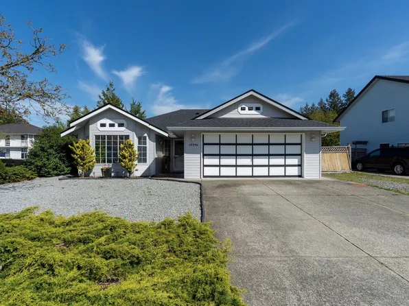 12336 Nikola St, Pitt Meadows, BC V3Y 2K9