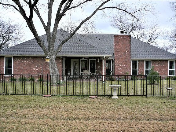 4th image of 9016 Hickory Hill Dr