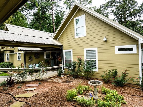 5th image of 22549 Cherry Ln