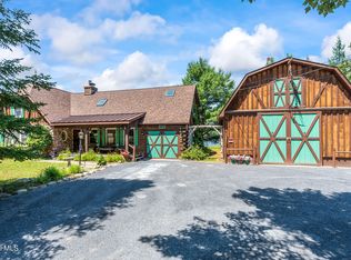 679 Valentine Pond Rd, Pottersville, NY 12860