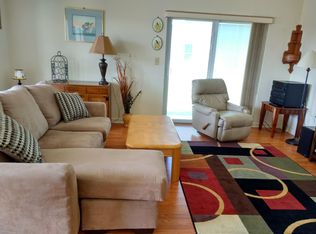 1307 New Bedford Dr, Sun City Center, FL 33573