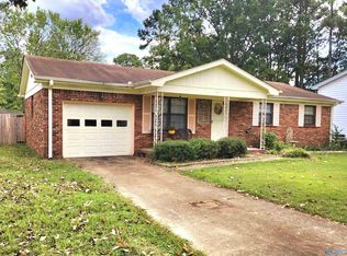 705 Ashley Dr SW, Decatur, AL 35601