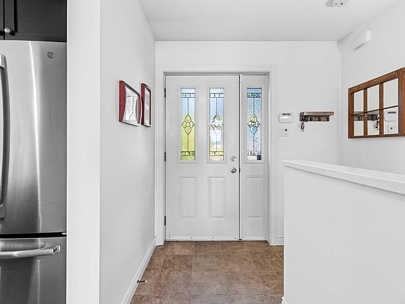 4th image of 20 Lennox Rd