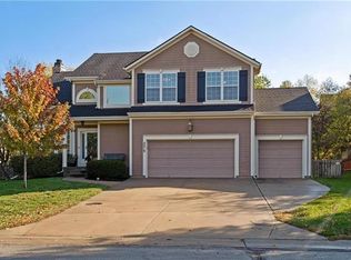 5219 Chouteau St, Shawnee, KS 66226