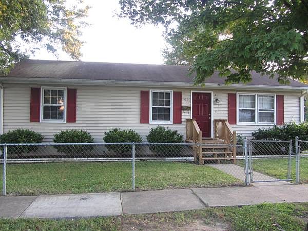 2nd image of 716 Maggie Walker Ave