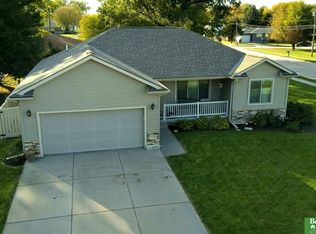 1123 N Wisconsin Ave, York, NE 68467