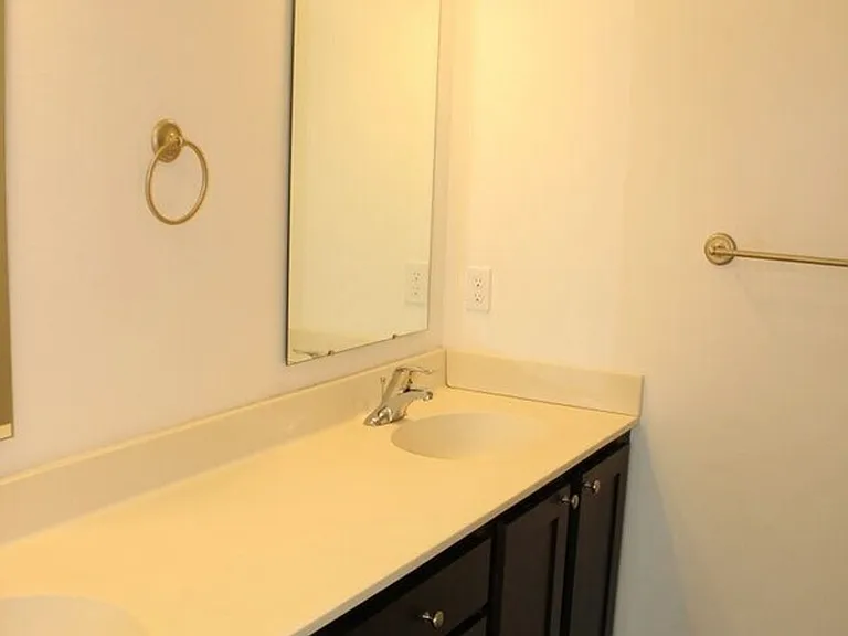 300 Sunset Pl — Photo 10