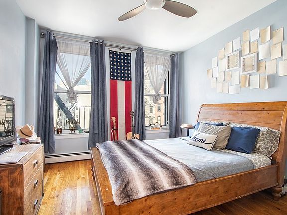 4th image of 120 2nd Ave APT 4C