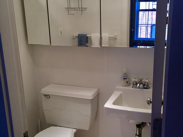 56 Gray St #5 — Photo 8