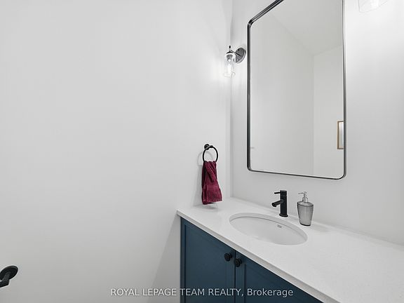 4th image of 173 Rivington St #B