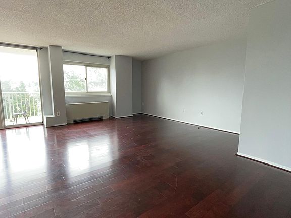 4th image of 1225 Martha Custis Dr APT 220